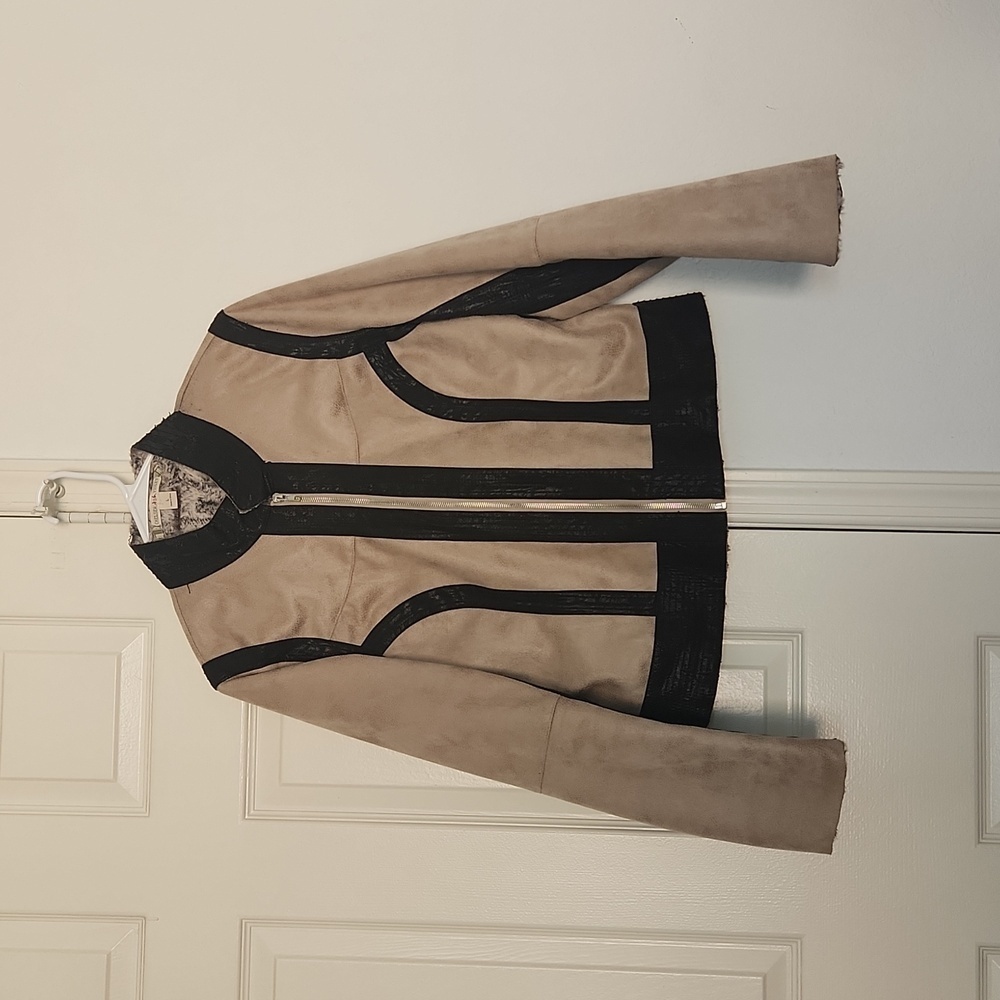 Chelsea & Violet Tan And Black Leather Jacket Plush Inside Size Large